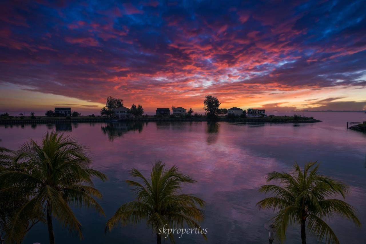 Seaview Suites At Admiral Bay พอร์ตดิ๊กสัน ภายนอก รูปภาพ